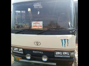 Toyota Coaster 29 Seater F/L 1983 for Sale in Lahore