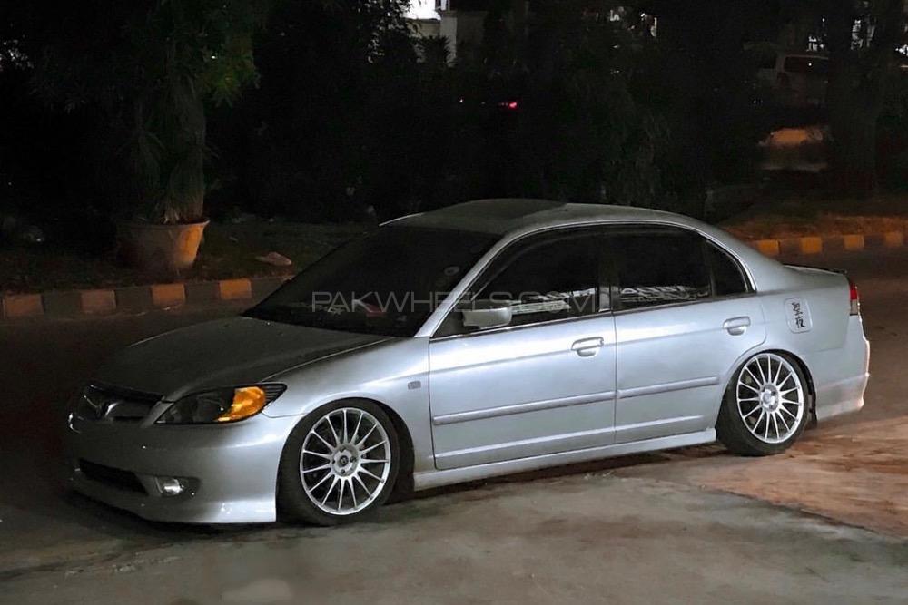 Honda Civic - 2005 Nomi es Image-1