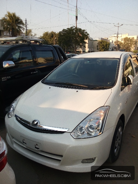 Toyota Wish 2011 for Sale in Karachi Image-1