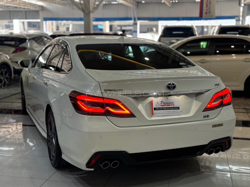 Toyota Crown - 2020 Crown RS advance Toyota Crown - 2020 Crown RS advance Image-3