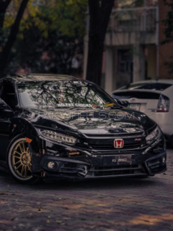 Honda Civic - 2021 Knight  Image-1