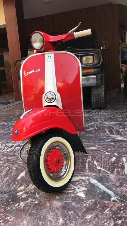 Vespa 150cc - 1969 red jam Image-1