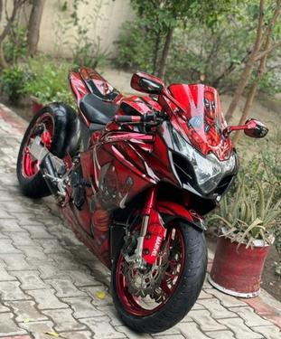 Suzuki GSX-R1000 - 2012