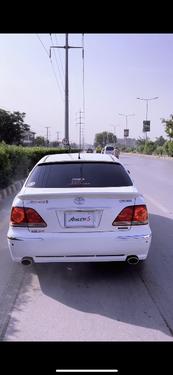 ٹویوٹا کراؤن - 2004