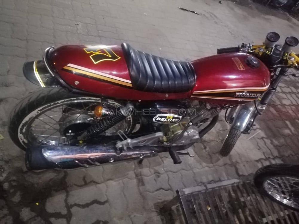 ہونڈا CG 125 Deluxe 2009 for Sale ہونڈا CG 125 Deluxe 2009 for Sale Image-7