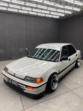 Honda Civic - 1990