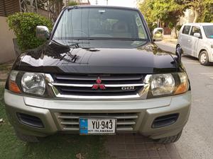 Mitsubishi Pajero Exceed 3.5 1999 for Sale in Lahore