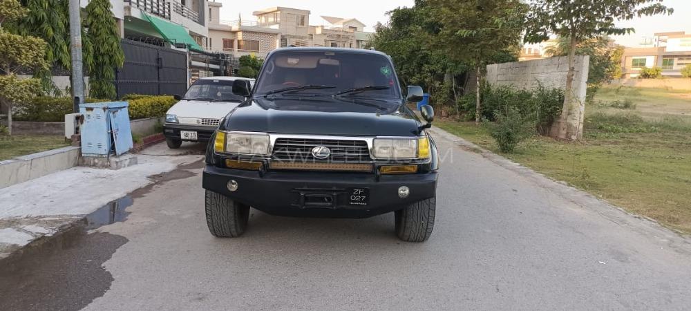 Toyota Land Cruiser - 1997 Monster  Image-1