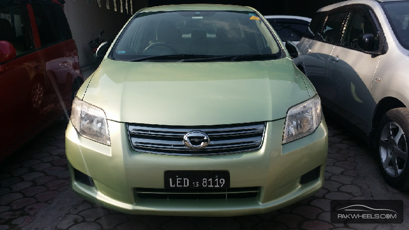 Toyota Corolla Axio 2007 for Sale in Lahore Image-1