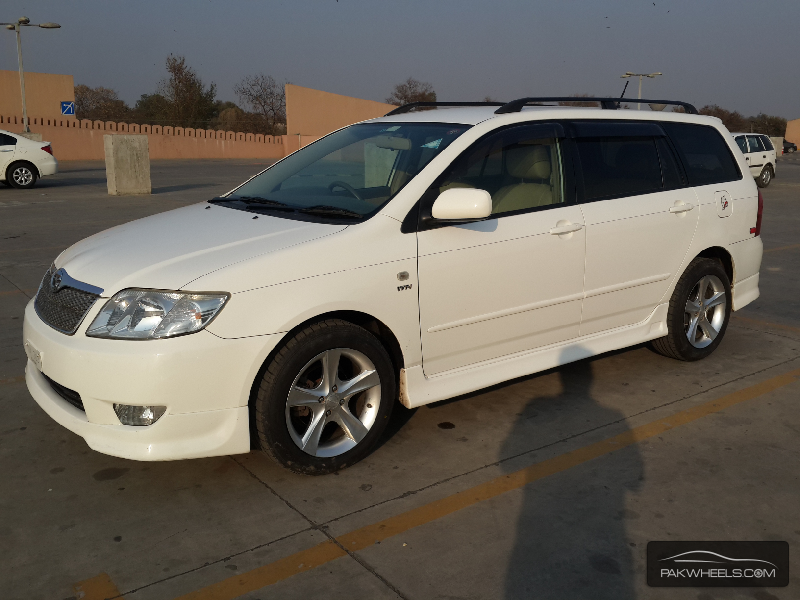 Toyota fielder 2006