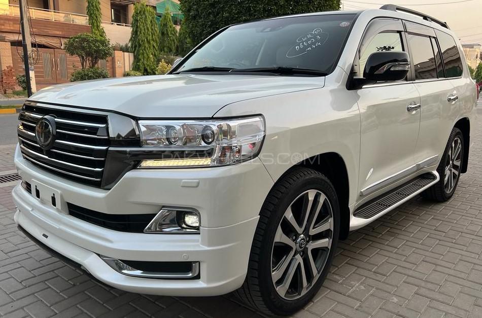 ٹویوٹا لینڈ کروزر 2016 for Sale in لاہور ٹویوٹا لینڈ کروزر 2016 for Sale in لاہور Image-5