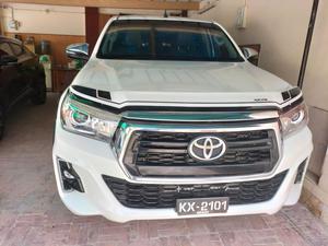 Toyota Hilux Revo V Automatic 2.8 2018 for Sale in Multan