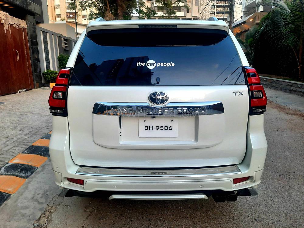 Toyota Prado 2017 for Sale in Karachi Toyota Prado 2017 for Sale in Karachi Image-10