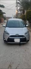 Toyota Sienta 2015 for Sale in Faisalabad
