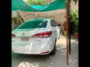 Toyota Yaris ATIV X CVT 1.5 2021 for Sale in Pak pattan sharif