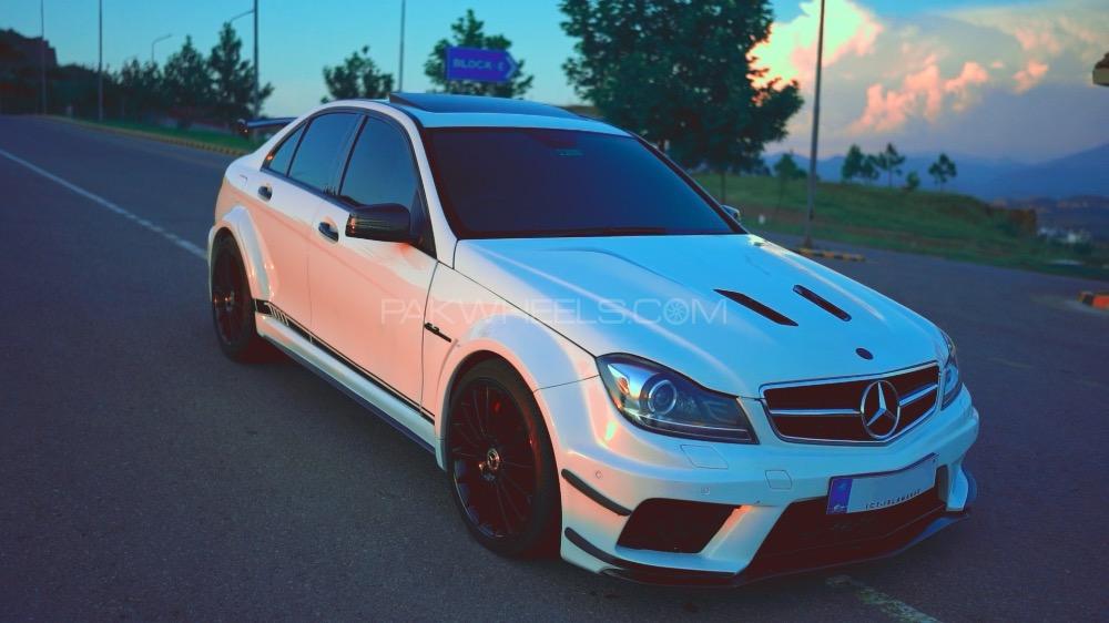 Mercedes Benz C Class - 2012 DEXTER Image-1