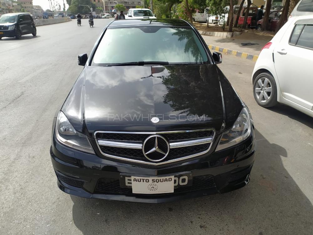 Mercedes Benz C Class 2014 for Sale in Karachi Image-1