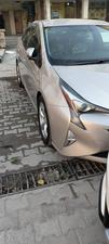 Toyota Prius S 2016 for Sale in Islamabad