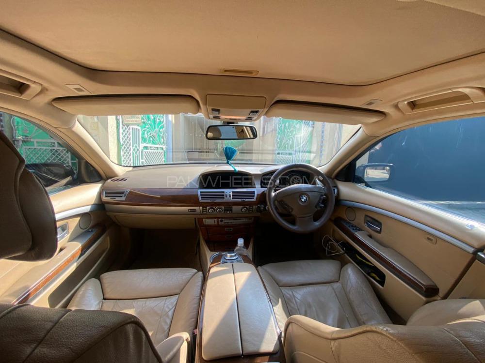 BMW 7 Series 2005 for Sale in Karachi BMW 7 Series 2005 for Sale in Karachi Image-13