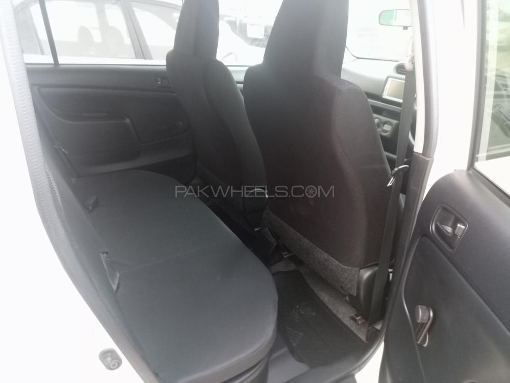 Toyota Probox 2019 for Sale in Karachi Toyota Probox 2019 for Sale in Karachi Image-8