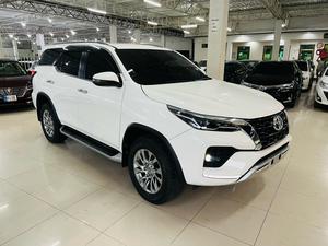 Toyota Fortuner 2.8 Sigma 4 2021 for Sale in Peshawar