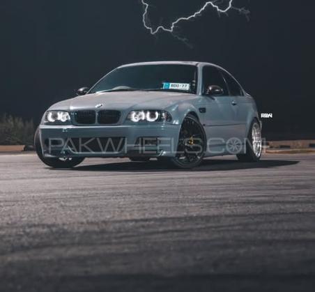 BMW M Series - 2004 Beamer  Image-1