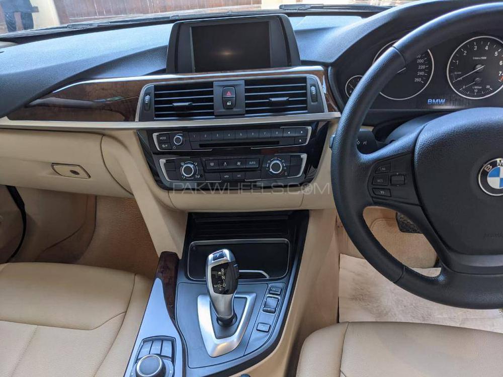 BMW 3 Series 2017 for Sale in Karachi BMW 3 Series 2017 for Sale in Karachi Image-10