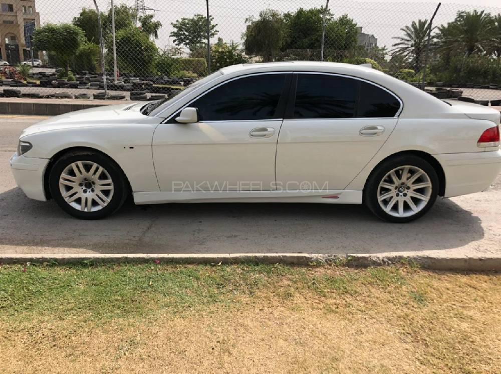 BMW 7 Series 2003 for Sale in Islamabad BMW 7 Series 2003 for Sale in Islamabad Image-6
