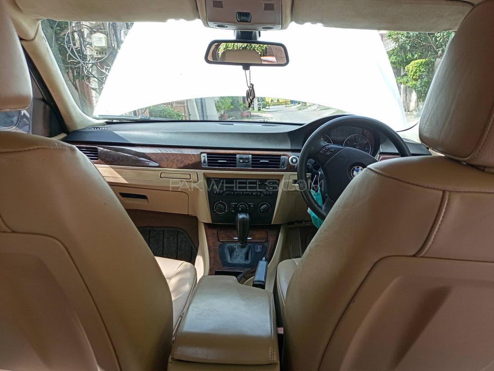 BMW 3 Series 2005 for Sale in Lahore BMW 3 Series 2005 for Sale in Lahore Image-7