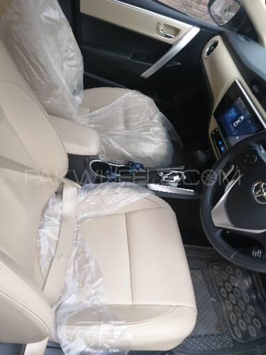 Toyota Corolla 2019 for Sale in Peshawar Toyota Corolla 2019 for Sale in Peshawar Image-8