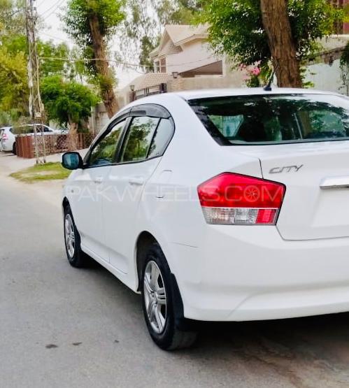 Honda City 2014 for Sale in Rahim Yar Khan Honda City 2014 for Sale in Rahim Yar Khan Image-8