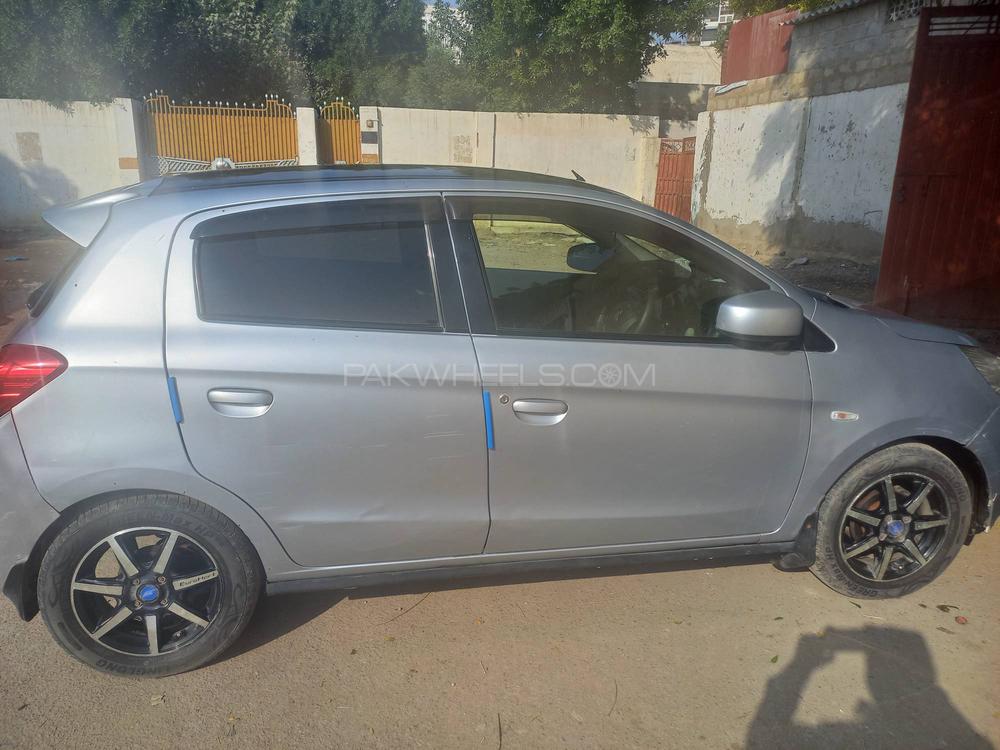 مٹسوبیشی میراج 2013 for Sale in کراچی مٹسوبیشی میراج 2013 for Sale in کراچی Image-2