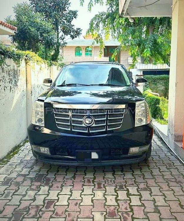 کیڈیلک سی ٹی ایس - 2007 Cadillac Escalade  Image-1
