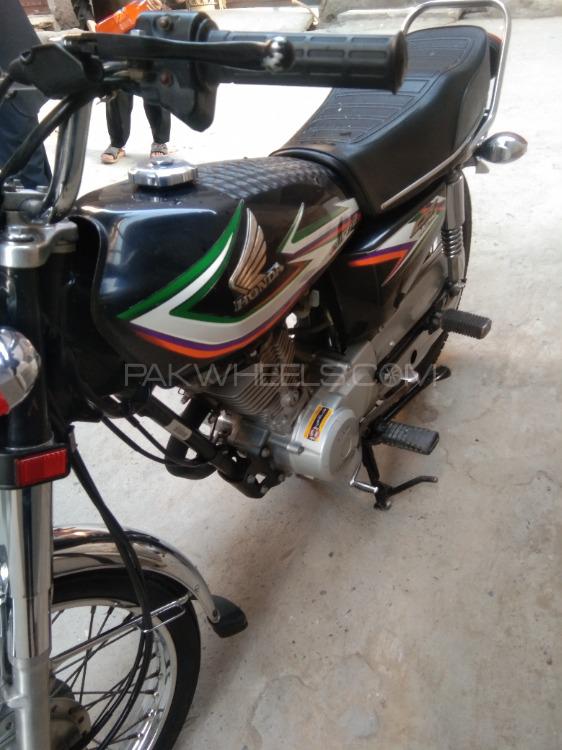 Honda CG 125 2016 for Sale Honda CG 125 2016 for Sale Image-6