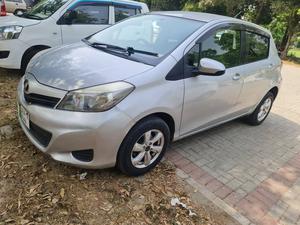 Toyota Vitz F 1.0 2015 for Sale in Lahore