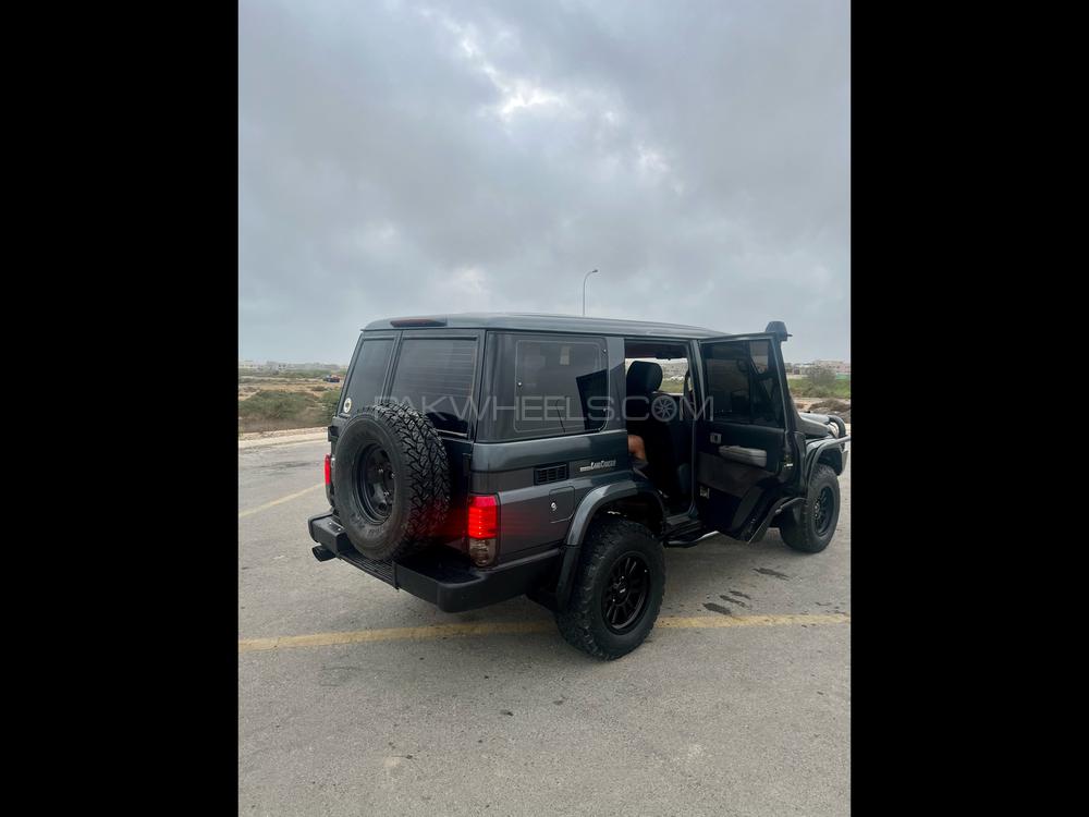 Toyota Land Cruiser 1991 for Sale in Karachi Toyota Land Cruiser 1991 for Sale in Karachi Image-6