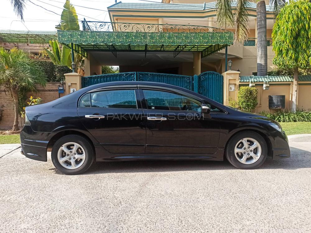 ہونڈا سوک 2010 for Sale in لاہور ہونڈا سوک 2010 for Sale in لاہور Image-12