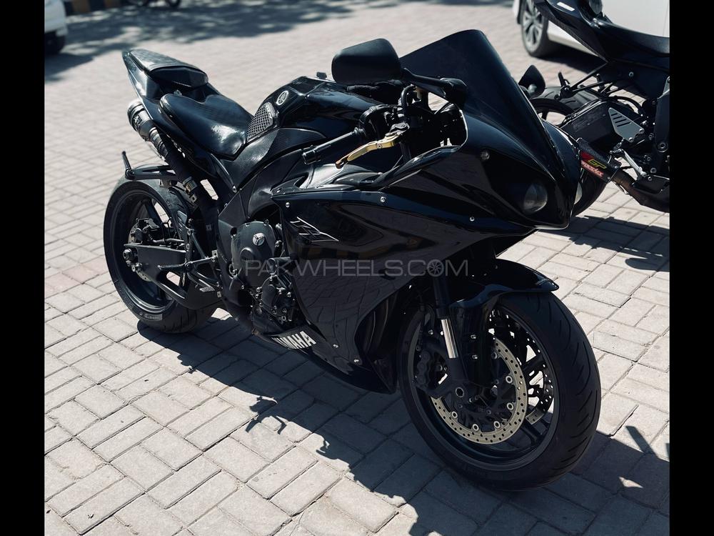 Yamaha YZF-R1 2011 for Sale Image-1