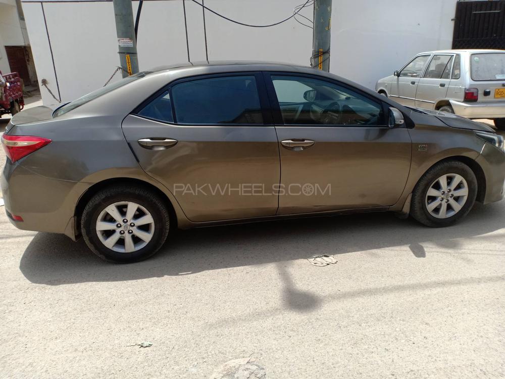 Toyota Corolla 2017 for Sale in Karachi Toyota Corolla 2017 for Sale in Karachi Image-10