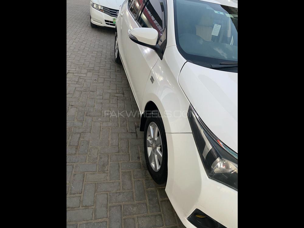 ٹویوٹا کرولا 2015 for Sale in فیصل آباد ٹویوٹا کرولا 2015 for Sale in فیصل آباد Image-5