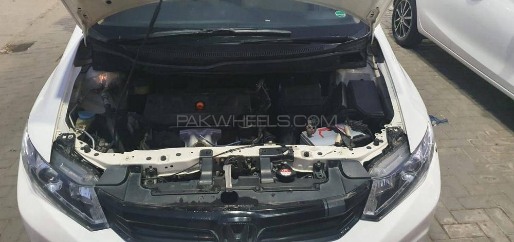 Honda Civic 2014 for Sale in Gujranwala Honda Civic 2014 for Sale in Gujranwala Image-4