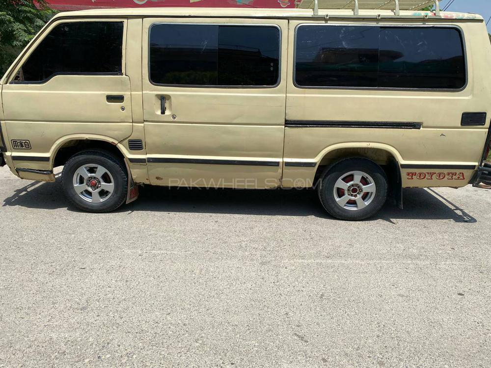 Toyota Hiace 1988 for Sale in Islamabad Toyota Hiace 1988 for Sale in Islamabad Image-6