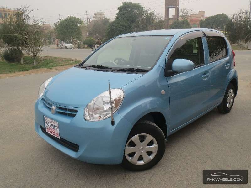 Toyota Passo 2012 for Sale in Burewala Image-1