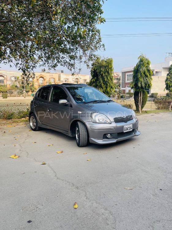 Toyota Vitz - 2004 RS Image-1