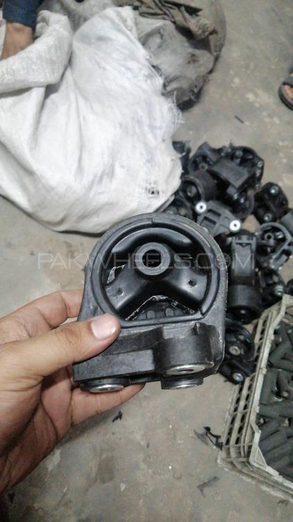 engine mounting foundation and suspension bushes engine mounting foundation and suspension bushes Image-7