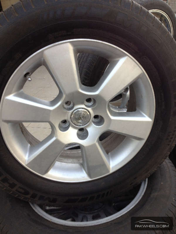 Toyota Harier Alloy Rims + Tires  Image-1
