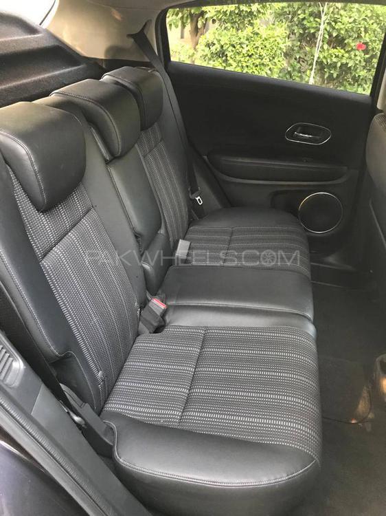 Honda Vezel 2017 for Sale in Gujranwala Honda Vezel 2017 for Sale in Gujranwala Image-14