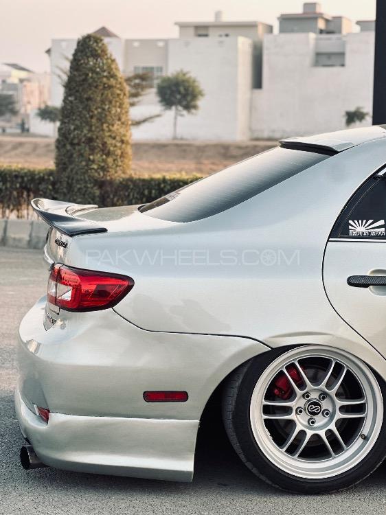 Toyota Corolla - 2011 200 Image-1