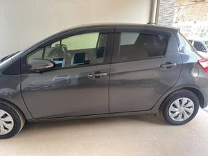 Toyota Vitz F 1.0 2018 for Sale in Bahawalpur