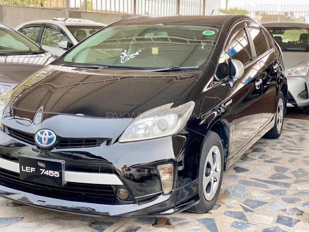 Toyota Prius 2012 for Sale in Peshawar Image-1
